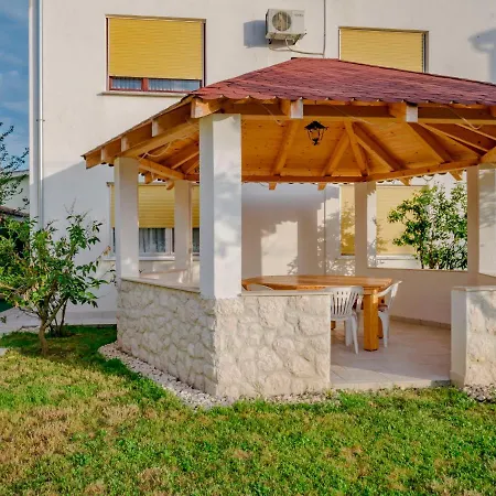 Apartman Marina-2